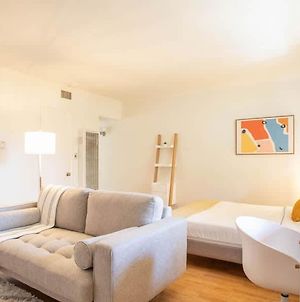 Bright, Comfortable Studio With Fast Wifi Apartamento Los Ángeles Exterior photo