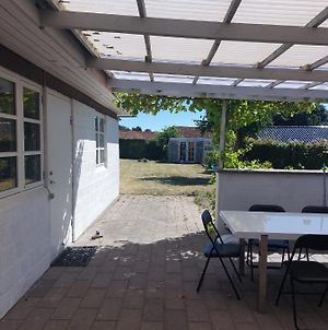 Stuelejlighed Med Have Og Overdaekket Terrasse Apartamento Odense Exterior photo