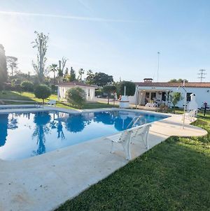 Agradable Villa con piscina Sevilla Exterior photo