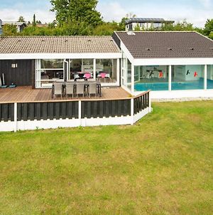 Exquisite Holiday Home In Ebeltoft With Swimming Pool Exterior photo