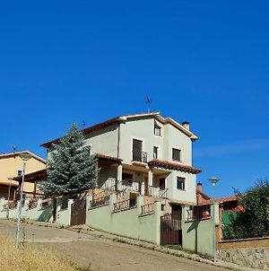Agradable casa rural en un entorno maravilloso Villa Huerta Del Rey Exterior photo
