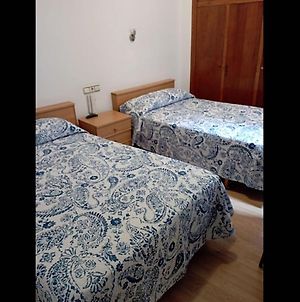 Room in Lodge - Pension Oria Luarca Asturias Exterior photo