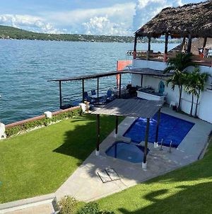 Hermosa Casa Privada con acceso al lago y todo... Villa Tequesquitengo Exterior photo