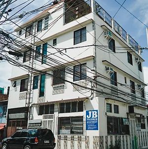 Jb Valdres Apartment Manila Exterior photo