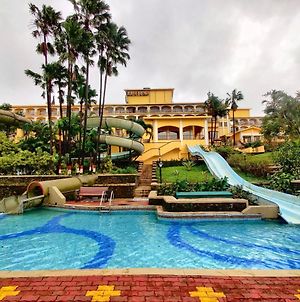 Fariyas Resort Lonavala Exterior photo
