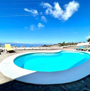 Casa con piscina compartida vista directamente al Mar, Wifi y barbacoa Villa Guía de Isora Exterior photo
