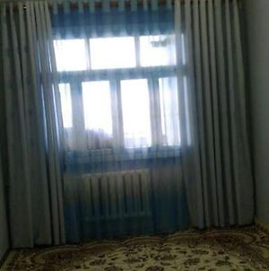 3 Room Apartment In Darkhan Navoi Exterior photo