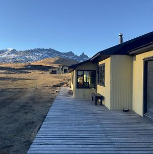 Refugio Estancia La Cumbre Villa Torres del Paine National Park Exterior photo