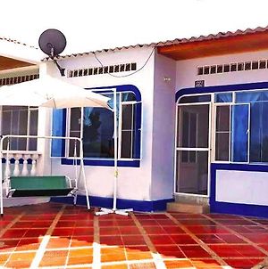 Espectacular Casa para descanso y vacaciones en Girardot Villa Exterior photo