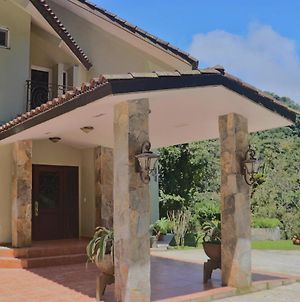 CASA KARE Luxury Estate in El Valle de Anton, Panama Villa Exterior photo