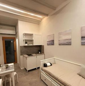 Monolocale Con Angolo Cottura Nel Cuore Di Monza Apartamento Exterior photo