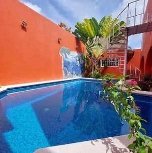 Spacious 2 Bedroom House With Pool 8 Mins Drive To The Beach Cozumel Exterior photo
