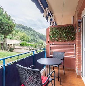 Stunning Apartment In Castro Urdiales With Outdoor Swimming Pool And 1 Bedrooms Exterior photo