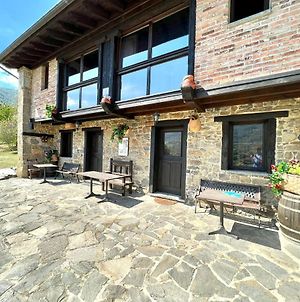 Apartamento con chimenea, Wifi y vistas a la montaña en Asturias Apartamento Pola de Lena Exterior photo