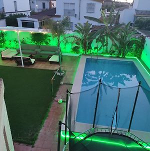 Apartamento privado con piscina y jardin compartidos. Hotel Valencina de la Concepción Exterior photo