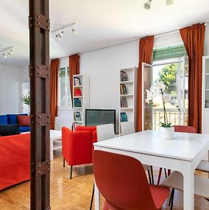 Confortable piso de 3 habitaciones en Retiro enfrente de Atocha Madrid Exterior photo