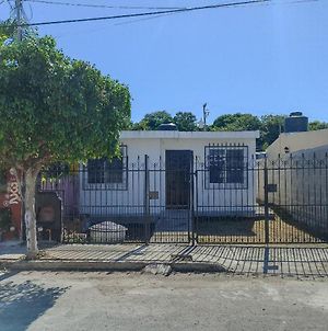 Casa Boulevard Villa Chetumal Exterior photo