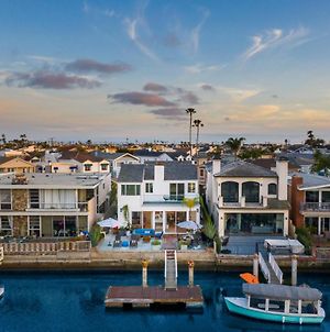 Bay Breeze By Avantstay Bayfront Home W Fire Pit Private Dock In Balboa Peninsula Newport Beach Exterior photo
