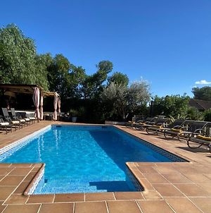 Villa Sitges Ilusión 15 minutes by car from Sitges Sleeps 16 people XXL swimming pool Olivella Exterior photo