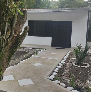 Villa Anadelia Honda  Exterior photo