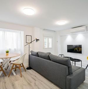 Precioso Apartamento Familiar En Area Residencial Madrid Exterior photo