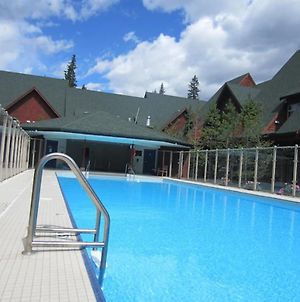 Relaxing Mountain Getaway At Mystic Springs, Pool, Hot Tub, Pets Welcome! Apartamento Canmore Exterior photo