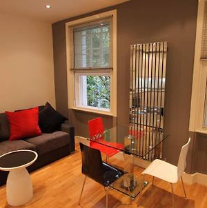 Lovely One Bedroom In The Heart Of Londres Exterior photo