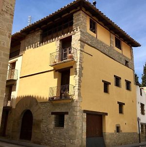 La Casa Amarilla Villa Rubielos De Mora Exterior photo