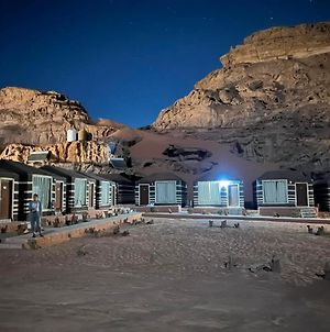 Sand Star Camp Hotel Wadi Rum Exterior photo