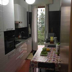 Splendido Appartamento In Zona Fiera A Bolonia Exterior photo