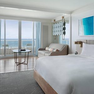 The Ritz-Carlton, Fort Lauderdale Hotel Exterior photo