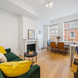 Luxury Spacious Flat In The Berkeley Square / Mayfair Londres Exterior photo