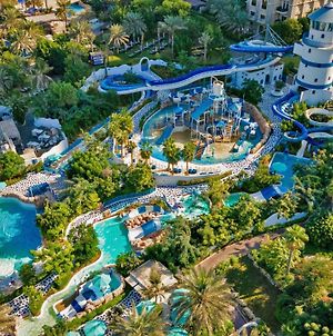 Le Meridien Mina Seyahi Beach Resort & Waterpark Dubái Exterior photo