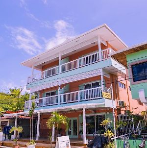 Bocas Paradise Hotel Bocas del Toro Exterior photo