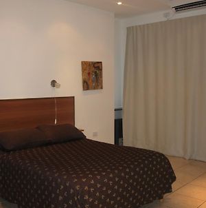 Apartamentos Güemes - Monoambientes Bahía Blanca Room photo