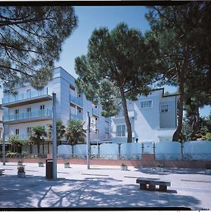Hotel Adriatica Riccione Exterior photo