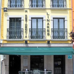 Hostal Linares Ribadeo Exterior photo