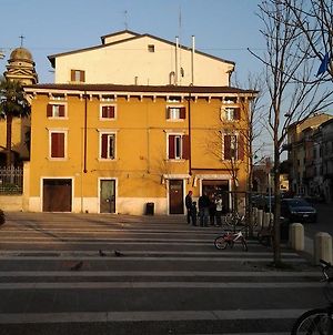 Santa Toscana Guest House Verona Exterior photo
