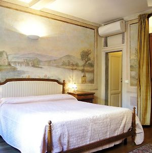 Melarancio Apartments Florencia Room photo