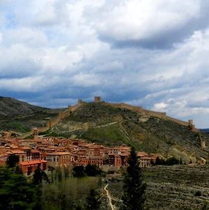 Apartamentos El Brezo Albarracín Exterior photo