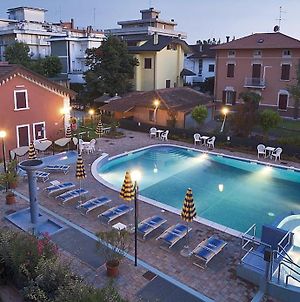 Sorriso Hotel Bellaria-Igea Marina Exterior photo