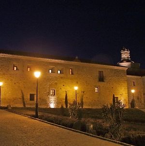 Husa Convento De La Luz Caces Exterior photo