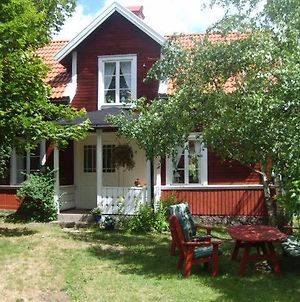 Karlstugan Cottage Vimmerby Exterior photo