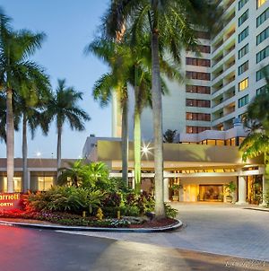 Fort Lauderdale Marriott North Hotel Exterior photo