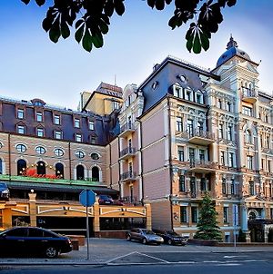Opera Hotel Kiev Exterior photo