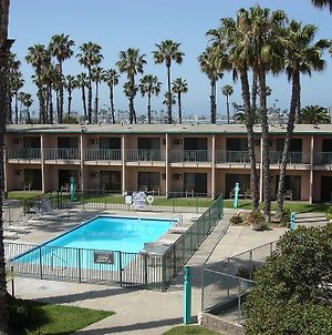 Seaport Marina Hotel Long Beach Exterior photo