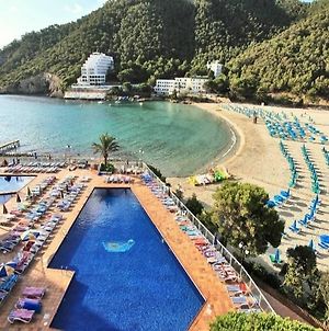 Sirenis Hotel Playa Imperial Cala Llonga  Exterior photo