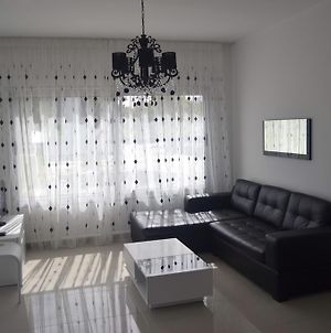 White Suit Apartment Kyrenia  Exterior photo