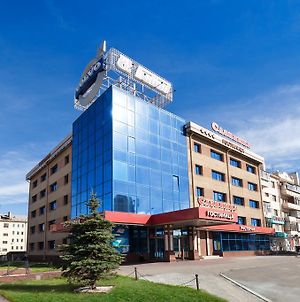 Slavyanka Hotel Cheliábinsk Exterior photo