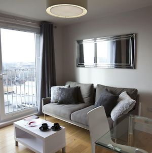 Watford Centre - Luxury Penthouse Apartamento Exterior photo